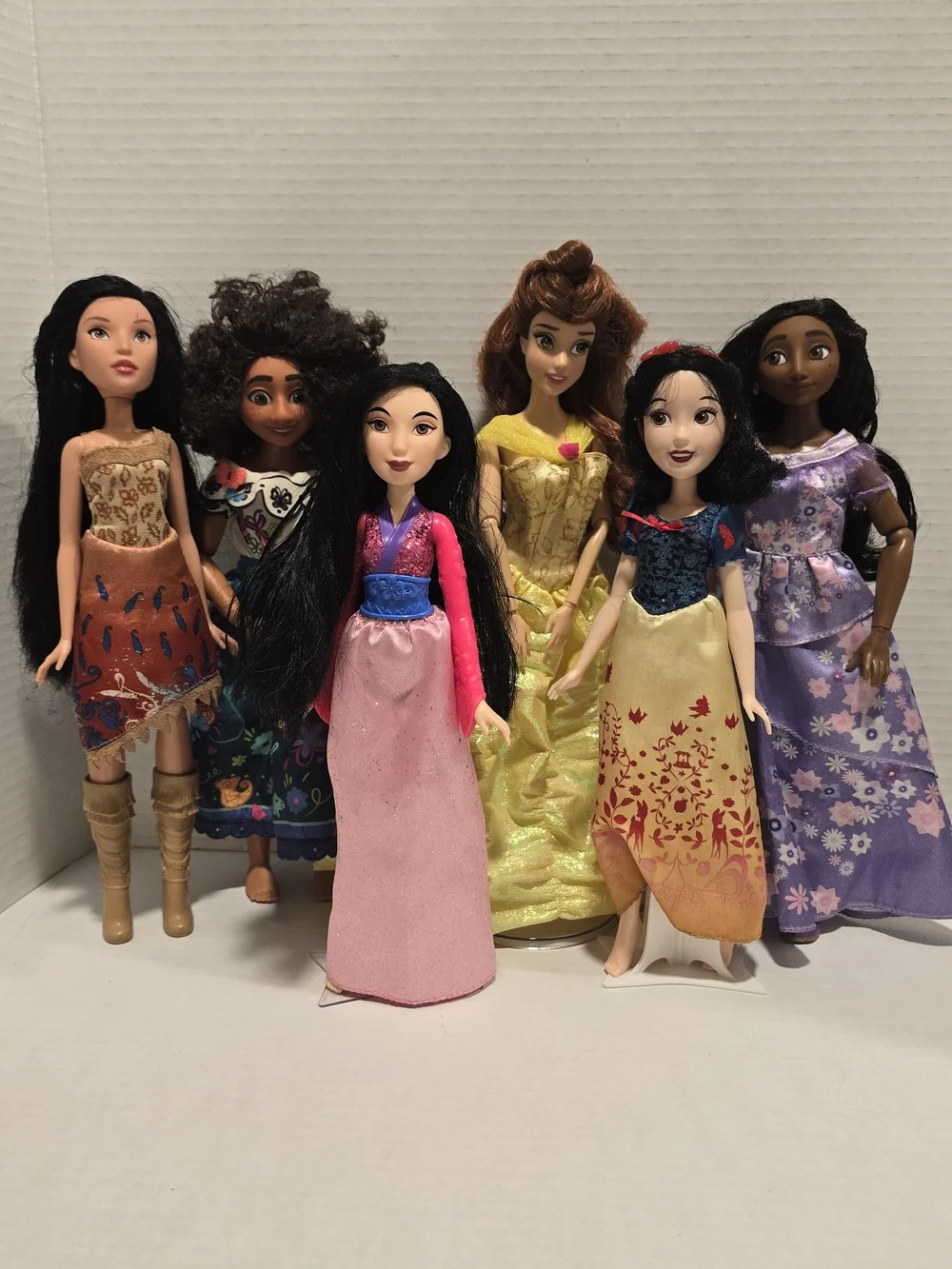 Disney Princess & the Beast Belle @ToyBros